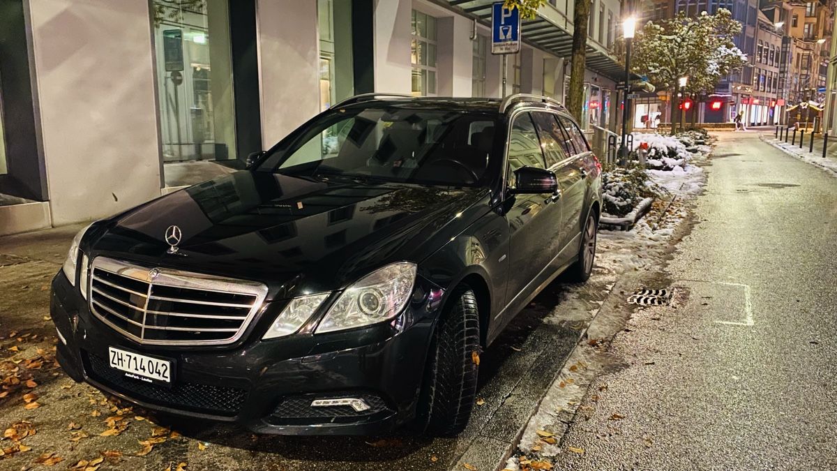 Mercedes-Benz Automobili: Mercedes Benz E Classe 350 CDI Avantgarde – Usato da Uster venduto da AnnaBlandiana