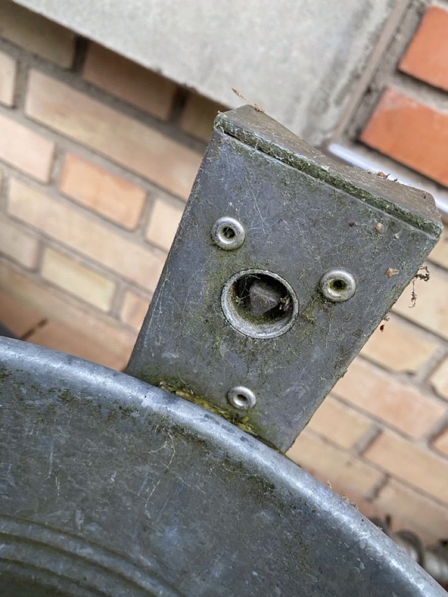 Cestini per rifiuti: Abfalleimer Wandmontage – Usato da Tafers venduto da Piscu90 5