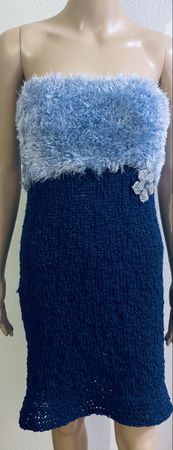 Kleid  mit Flausch-Oberteil & Blümli, Gr. M,.Neu