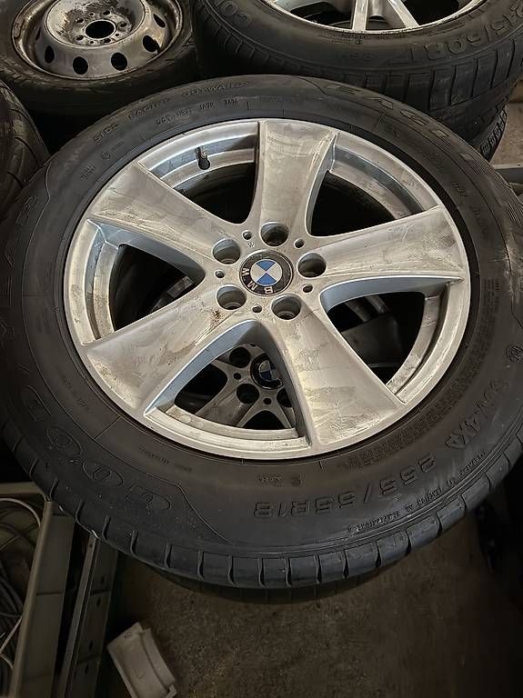 Automobili: BMW x5 – Usato da Schliern b.Köniz venduto da rafal32