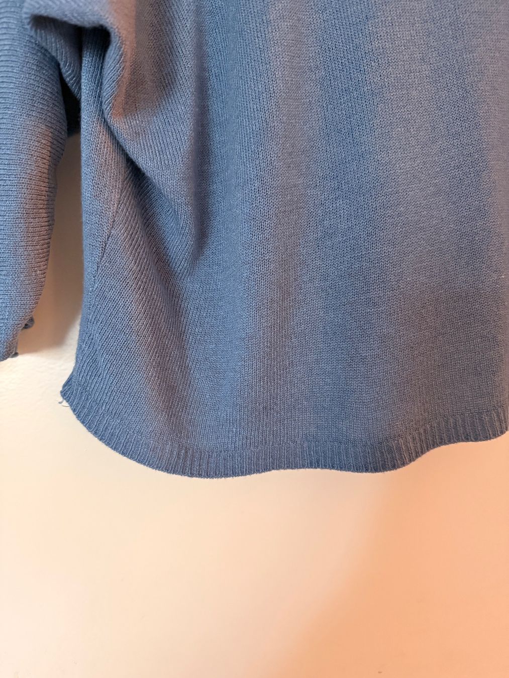 Maglioni & Felpe: Hellblauer Sommer-Pulli , one size – Usato da Zürich venduto da maggi96 2