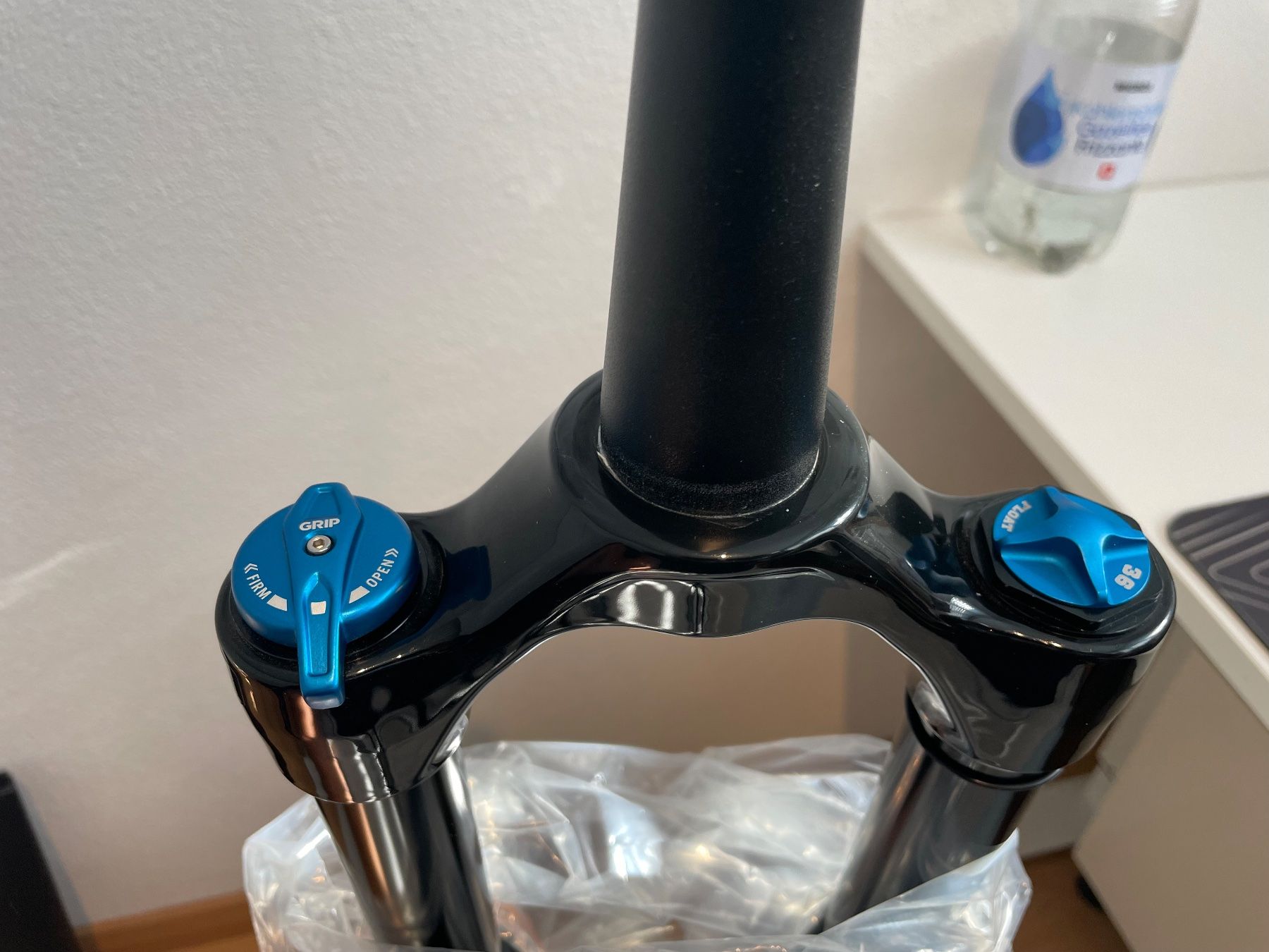 Fox Pezzi di ricambio: *NEU* FOX FLOAT 36 Gabel Rhythm GRIP Boost 160mm – Usato da Nürensdorf venduto da Lucien0 3