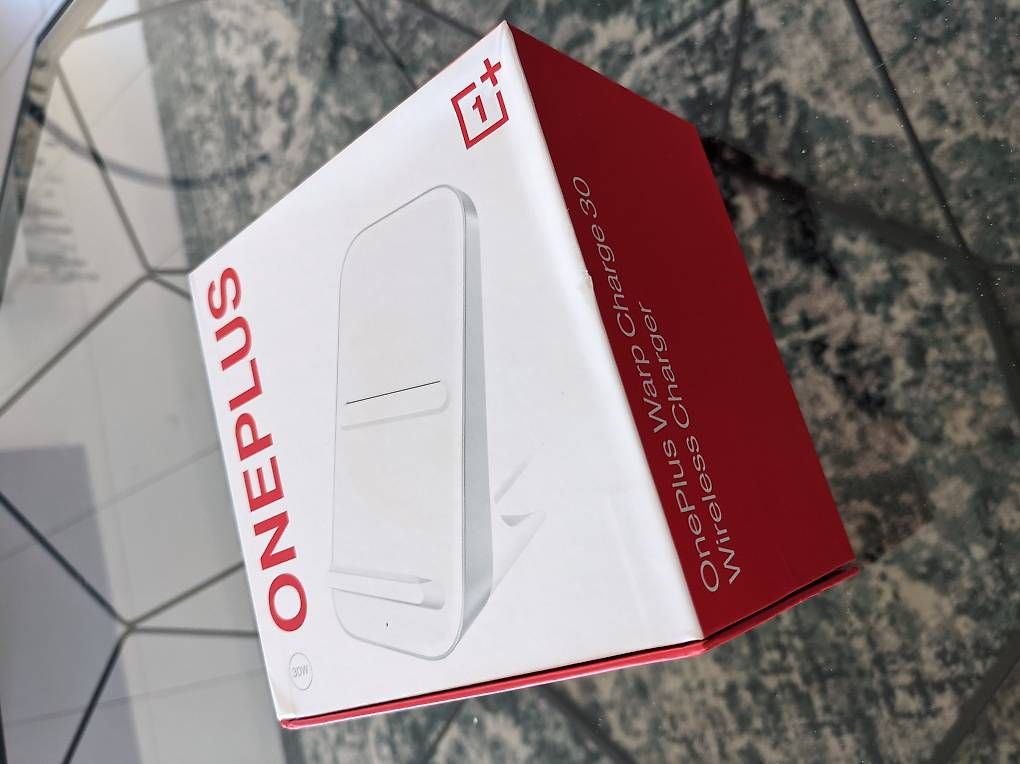 Ladegeräte: OnePlus Warp Charge 30 Caricatore Wireless – Gebraucht aus Davesco-Soragno von AGiaretti
