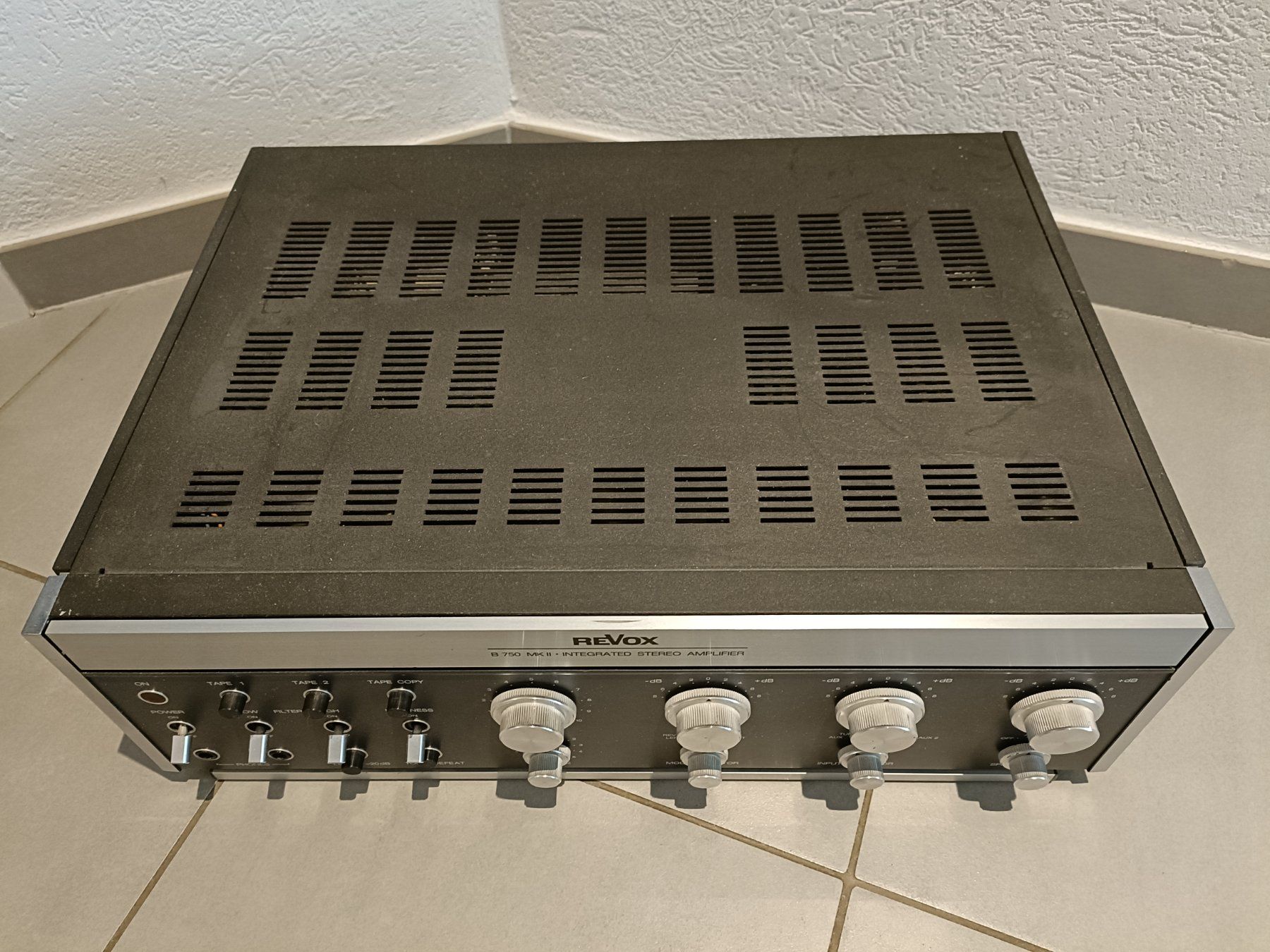 Revox Amplificatori: Amplificateur REVOX B750 mkII – Difettoso da Pampigny venduto da edyschi 2