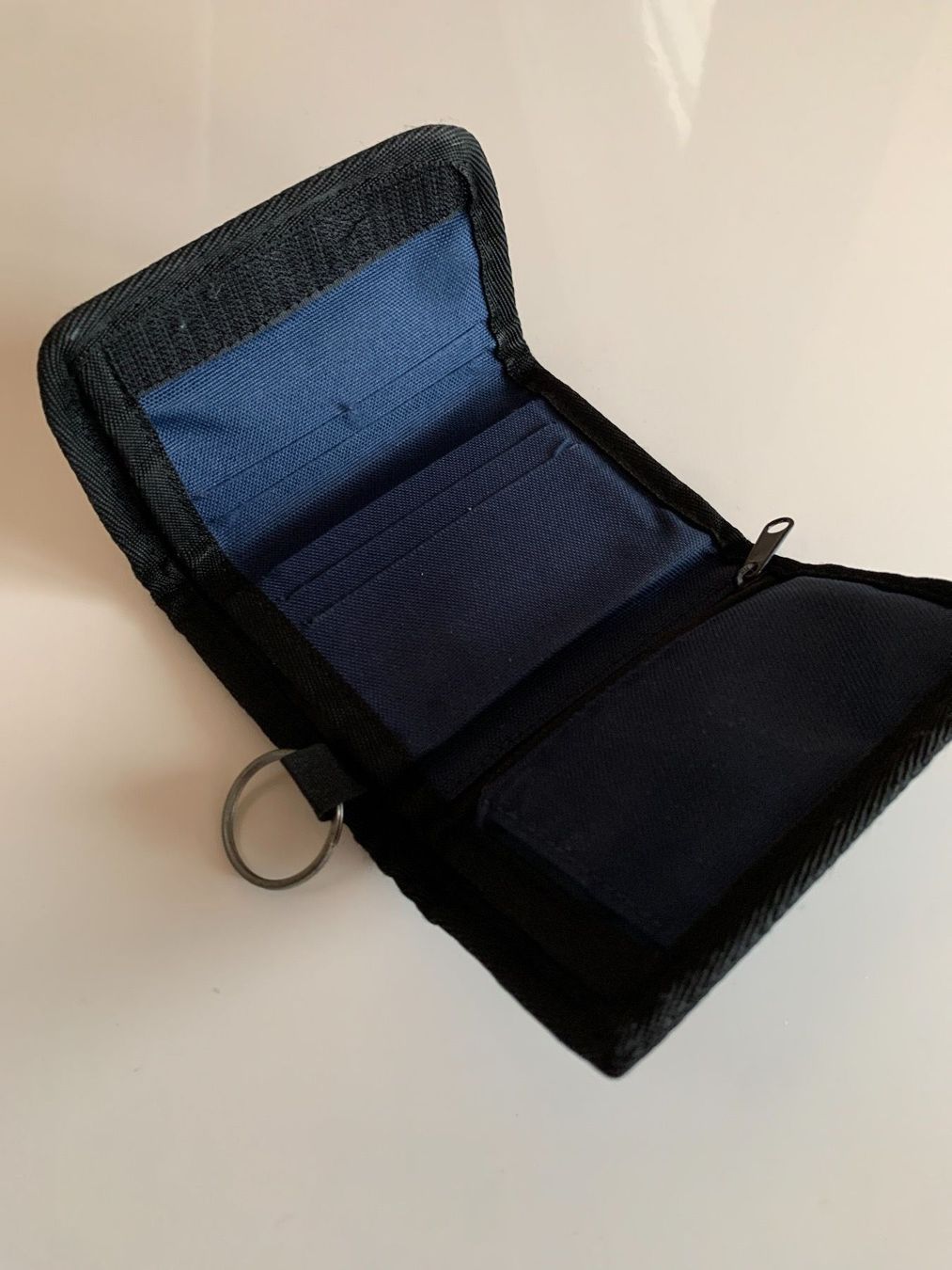 Autres pour enfant & bébé: Wallet Superdry – D'occasion à Chexbres par doe_xns6 3