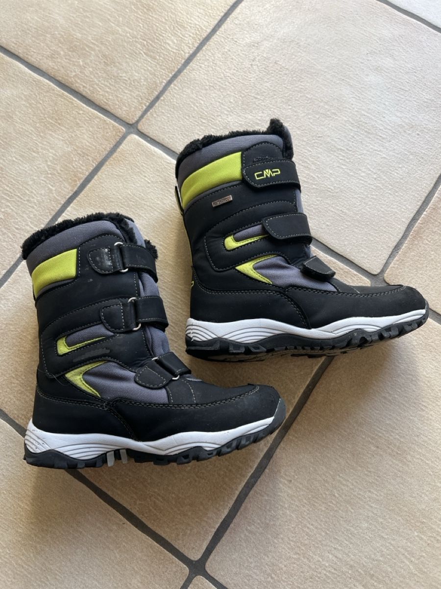 CMP Scarpe per ragazzi: Kinder Winter shoes C M P, size 33 – Usato da Bachenbülach venduto da Dana_Ondrasik 2