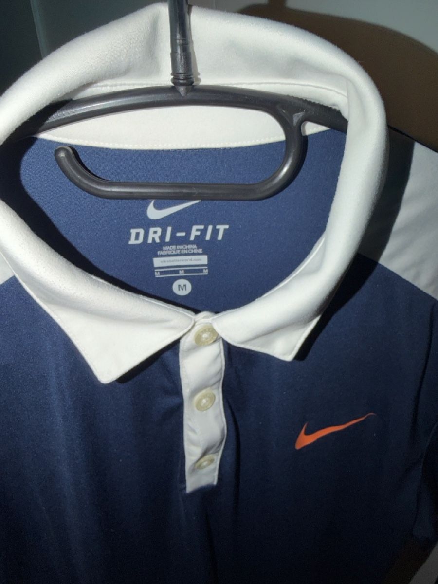 Nike Polos: Nike polo  – D'occasion à Sementina par bru_vpp5 1