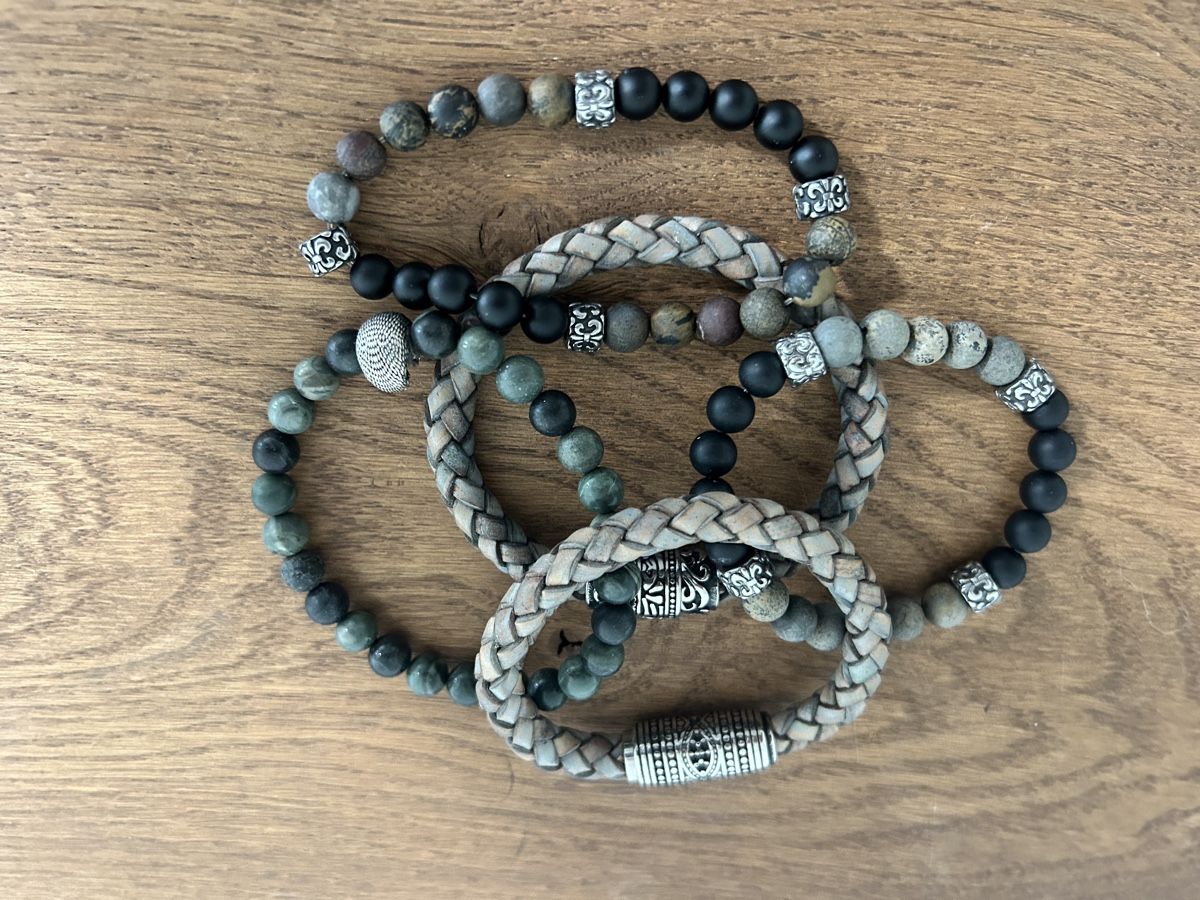 Bracciali & Braccialetti: Set aus 5 Armbänder – Usato da Niederhasli venduto da betscharten 2