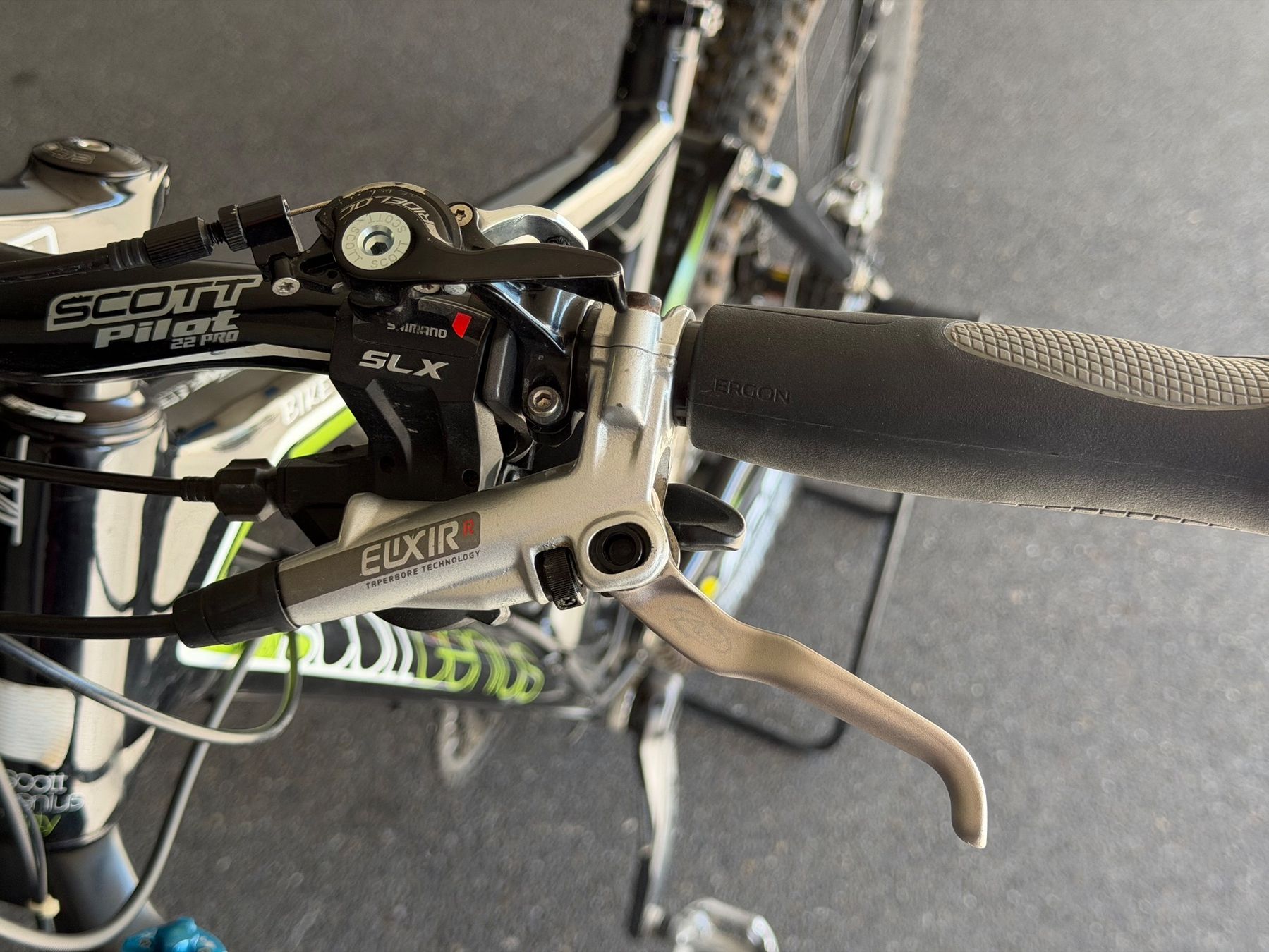 Scott Velos: SCOTT genius thirty carbon fully – Gebraucht aus Bubikon von Spikie78 1