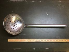 Armee Lochkelle Schöpfkelle Feldküche Militärküche Kelle