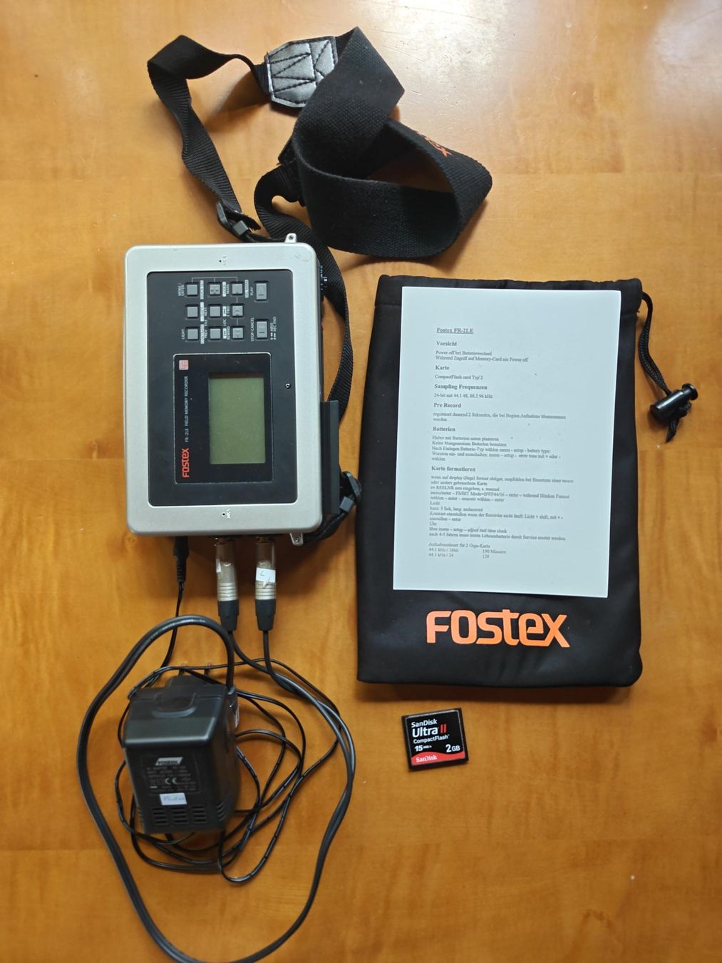 Fostex Aufnahmegeräte: Fostex FR-2LE Field Memory Recorder mit Netzteil – Gebraucht aus Wattwil von Bergvirus68