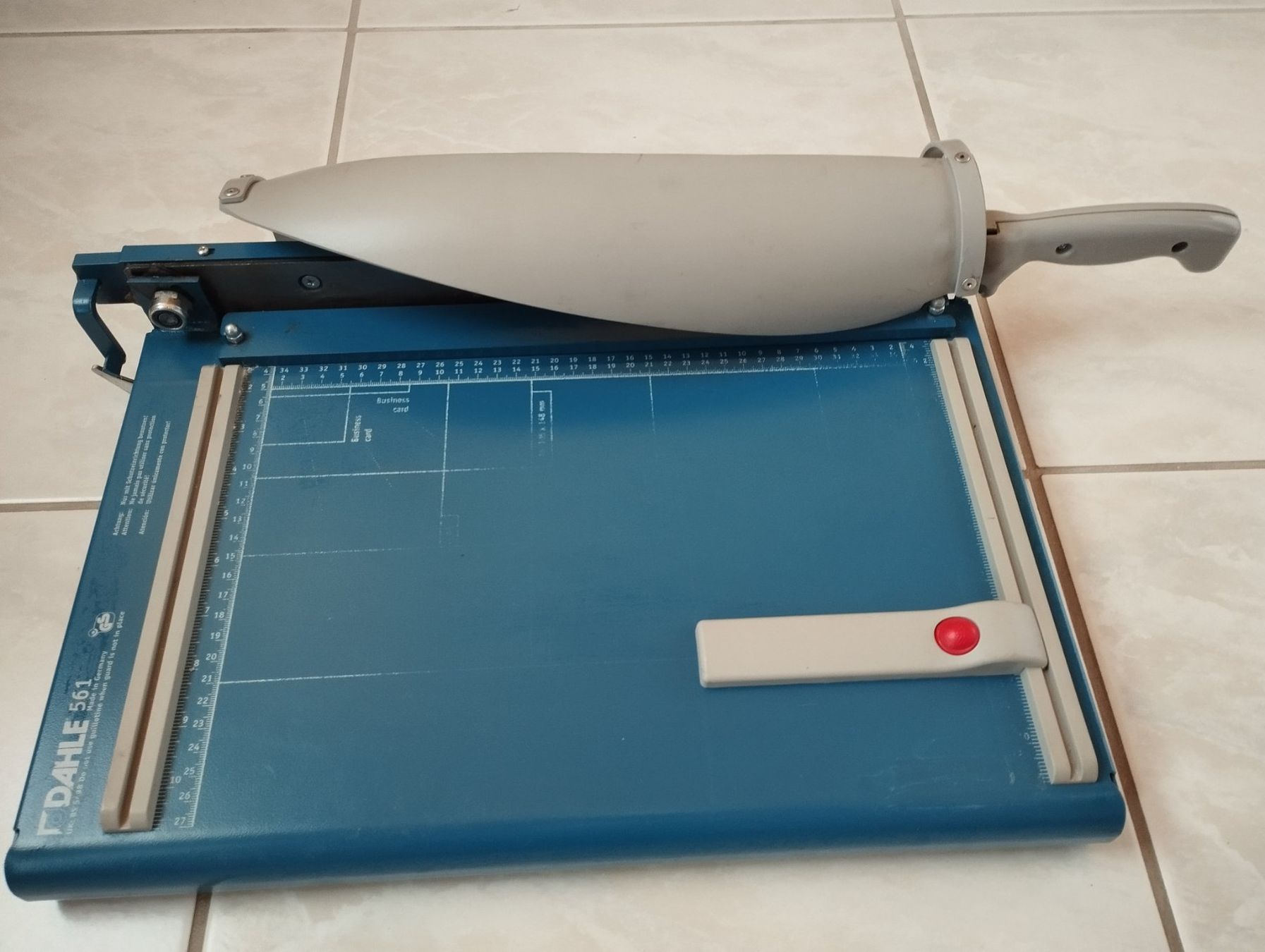 Alle Werkzeuge: Papier-Schneidemaschiene DAHLE561 – Gebraucht aus Schüpfheim von portanubium
