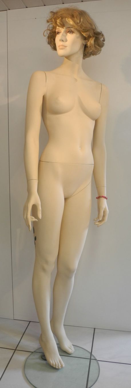 Altro in Decorazioni & Accessori: Schaufensterpuppe / Mannequin antik "Brigitta" – Usato da Kottwil venduto da Crazyrolf 1