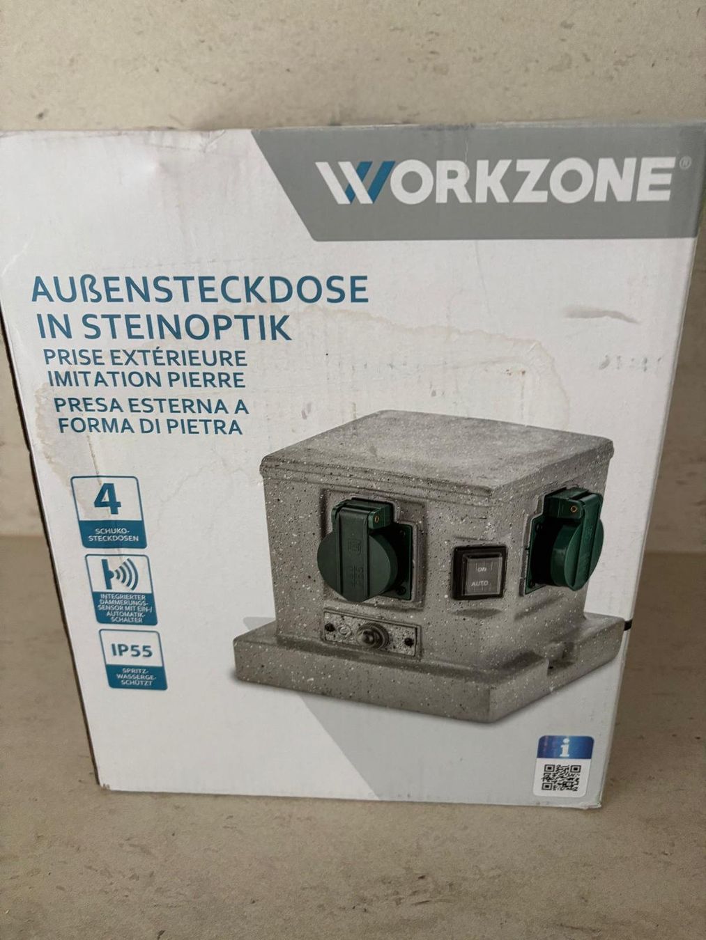 Spine: Workzone Aussensteckdose in Steinoptik - Neuwertig! – Nuovo e nell'imballaggio originale da Alpnach Dorf venduto da Hbalzli
