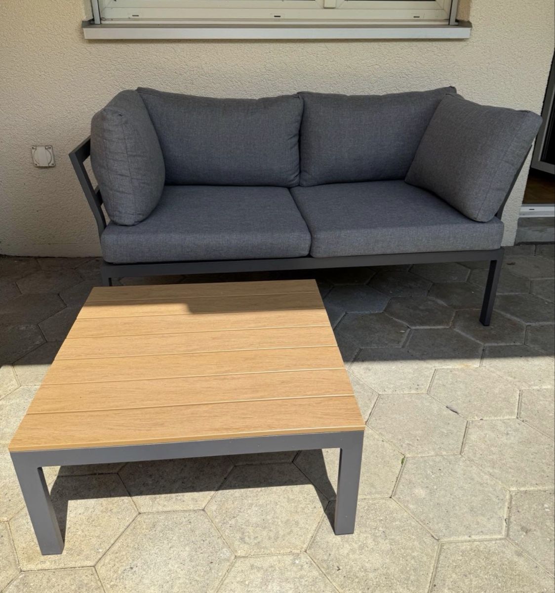 Set di tavolo e panche: Bank und Tisch – Usato da Schaffhausen venduto da Lutka01