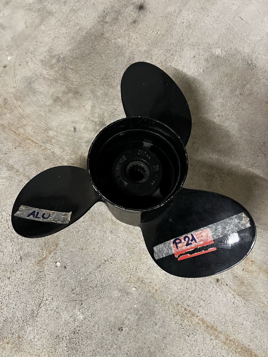 Mercury Barche: Aluminiumpropeller 21 Alpha One, Bravo One – Usato da Aarberg venduto da aarberg01