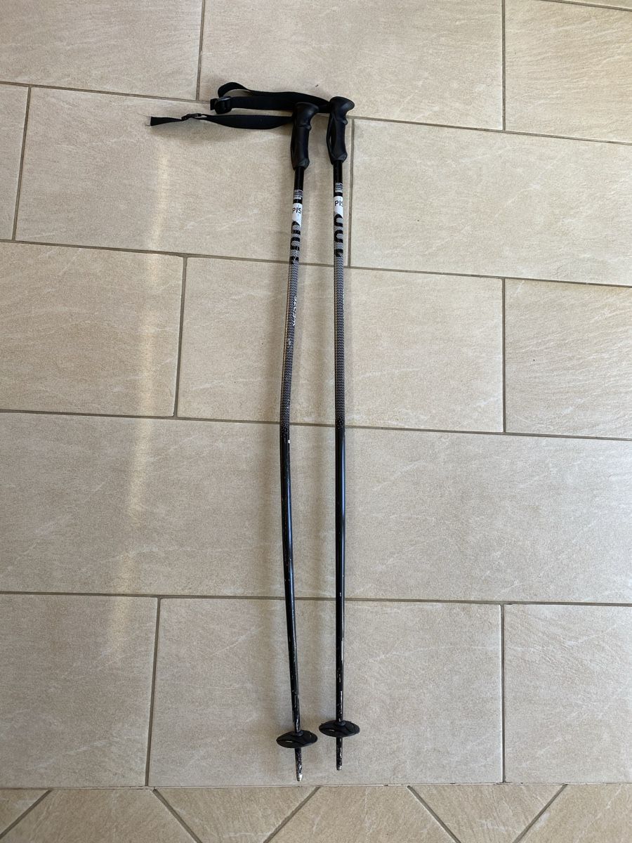 Bastoncini da sci: Bâton de ski Wedze piste 120cm – Usato da Ogens venduto da ced_qn5v