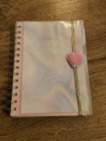 Agenda 2026-2027 rose avec coeur neuf