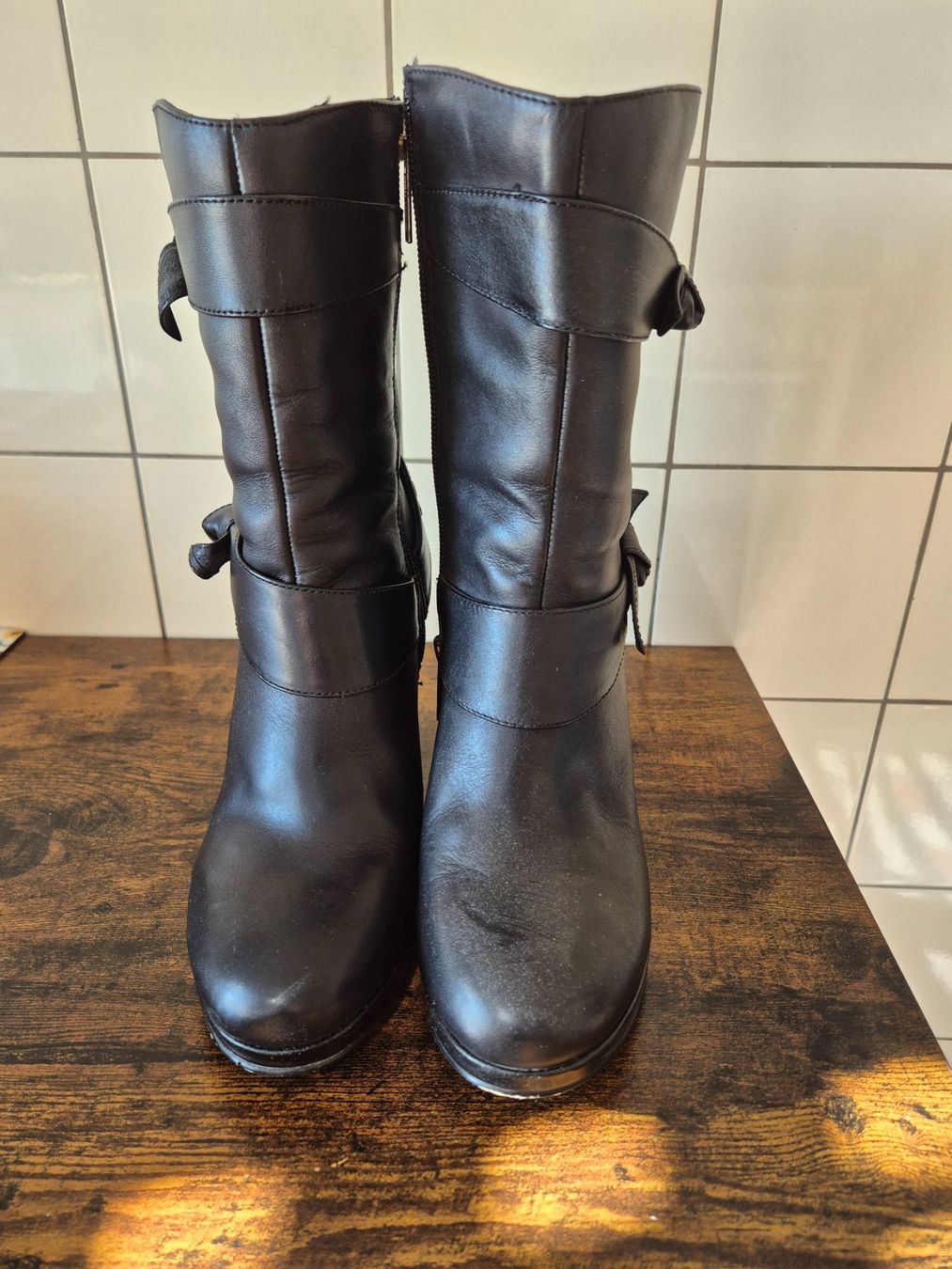 Harley-Davidson Scarpe da donna: Bottines cuir Harley Davidson – Usato da Genève venduto da boudha71 4
