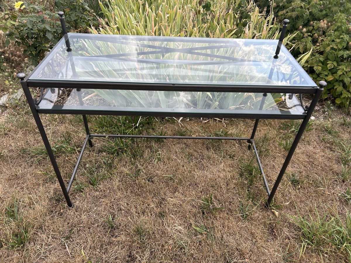 Tische: Beistelltisch mit Glastablaren – Gebraucht aus Dürrenäsch von chinook65