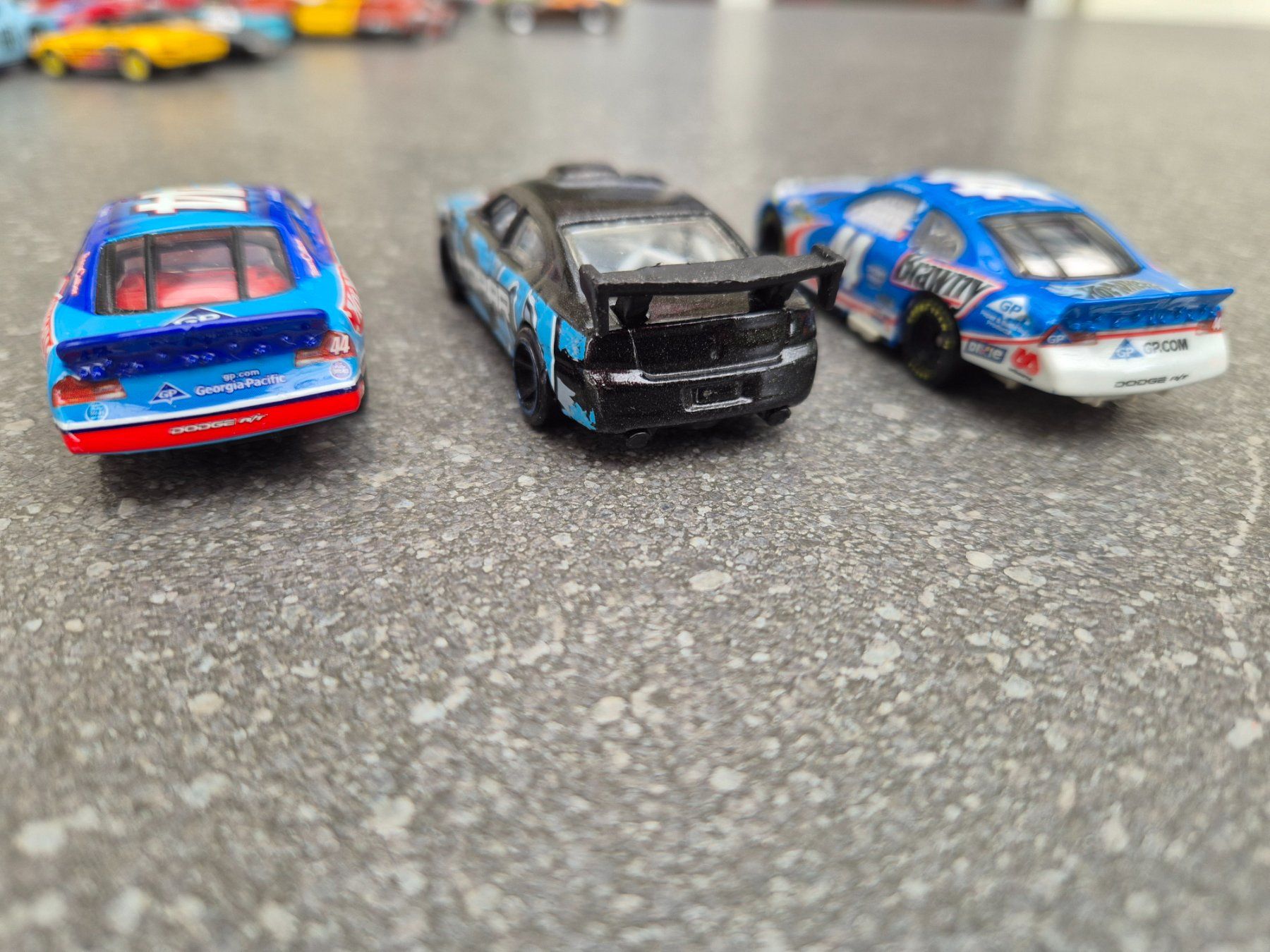 Dodge Modellautos: Dodge Nascar Hot Wheels – Gebraucht aus Oberbuchsiten von  3
