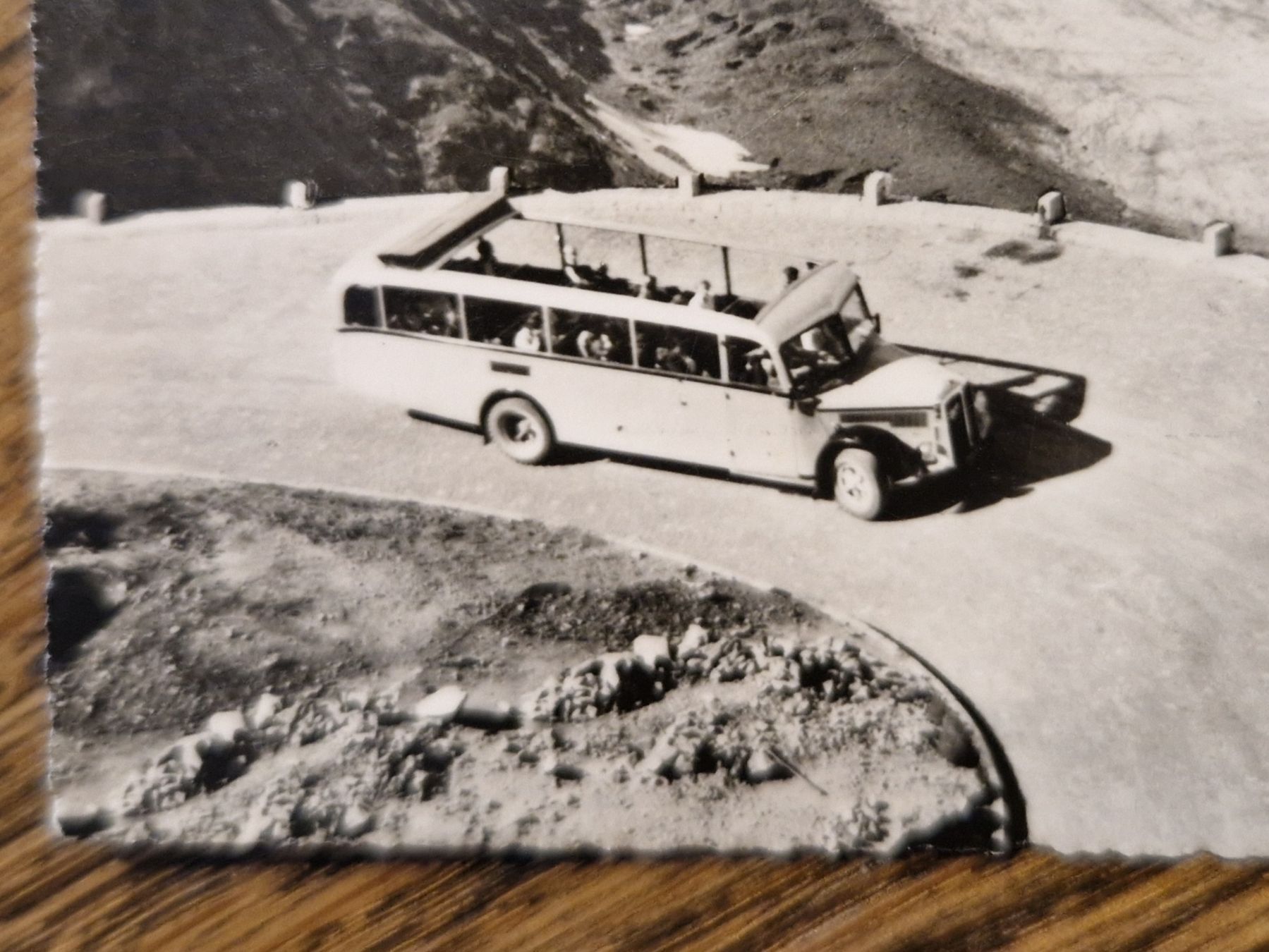 Ansichtskarten: Sustenstrasse, Oldtimer Postauto 1952 – Gebraucht aus Ebikon von Donar50 1