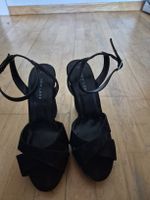 Sandalen New Look schwarz Absatzschuhe guter Zustand