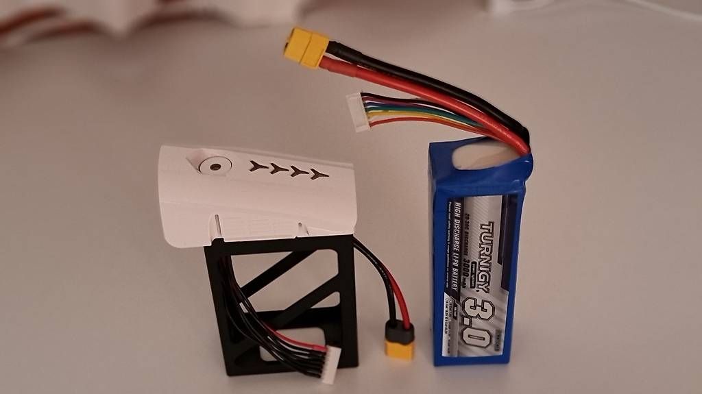 DJI Modellismo RC: DJI INSPIRE 6S LIPO ADAPTER – Usato da Unterengstringen venduto da Baldyman 1