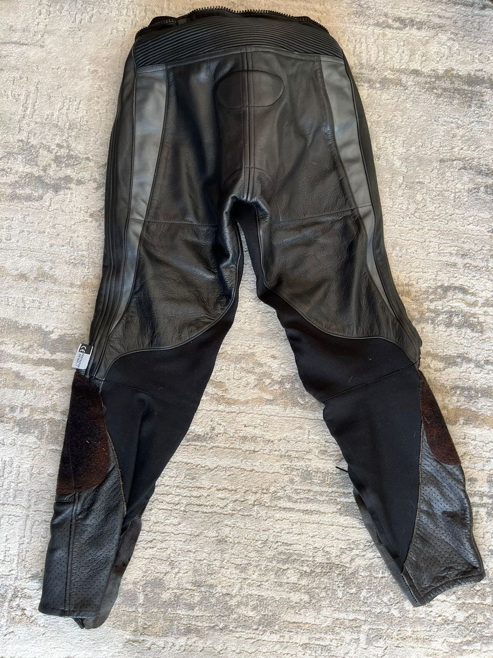 Ixon Completi & Tailleur: Motorrad Lederkombi – Usato da Kloten venduto da vanepit 5