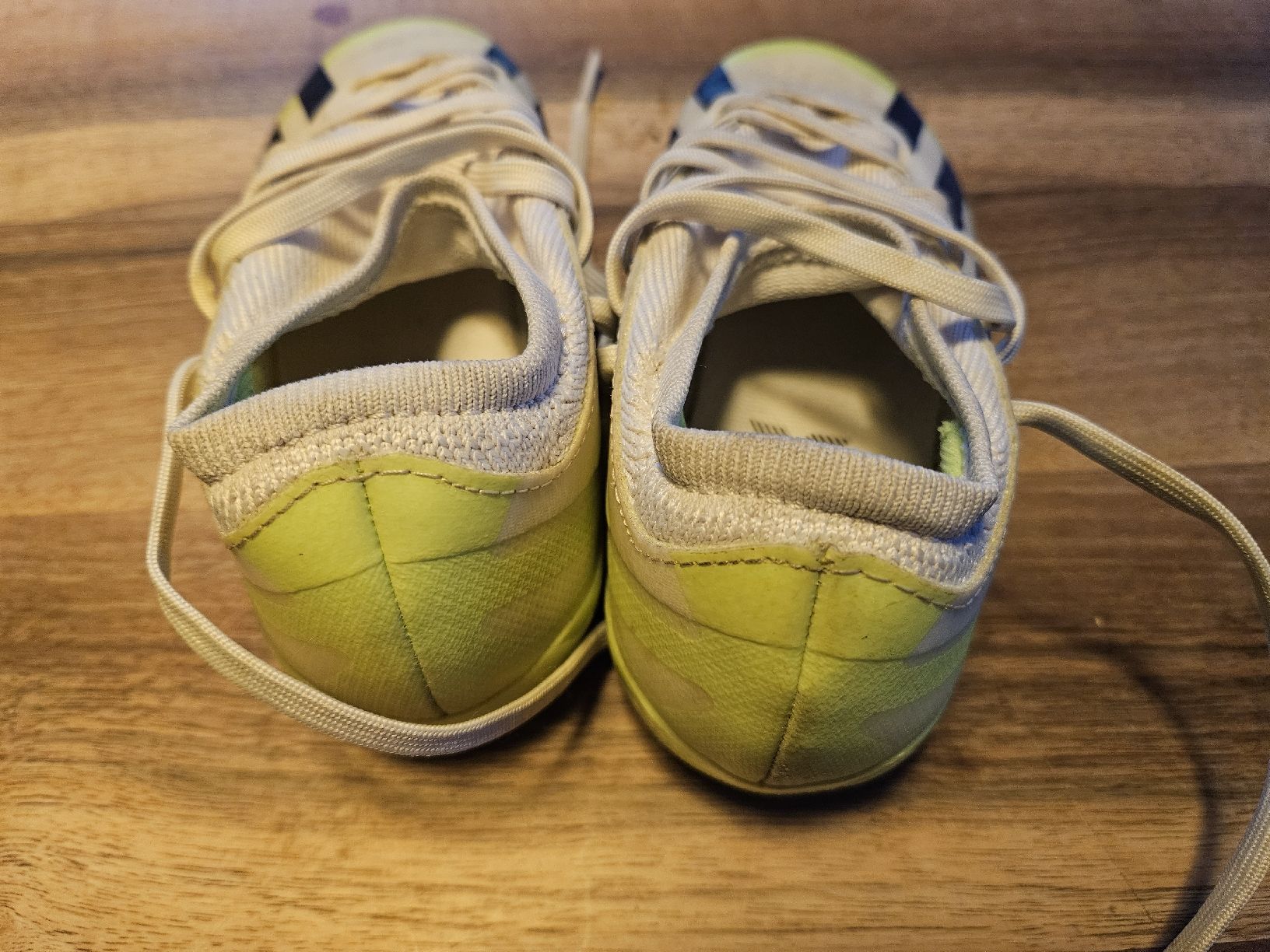 Adidas Scarpe per ragazzi: Fussballschuhe, Gr. 31 – Usato da Spiez venduto da ann_y7bb 2