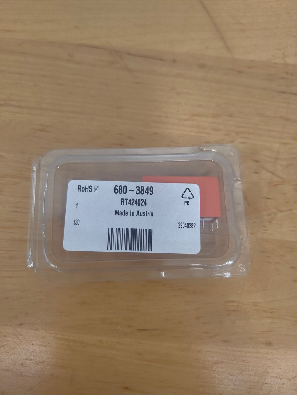 Componenti elettronici: RT424024 Leistungsrelais der Baureihe RT2 – Usato da Emmenbrücke venduto da BlSi 1