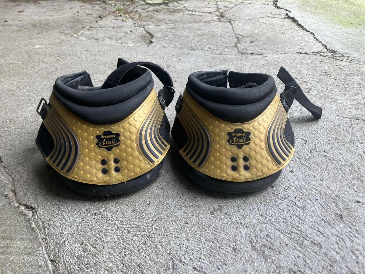 Hufschuhe: 1 Paar Hufschuhe / Easyboot Trail – Gebraucht aus Gränichen von anpa84