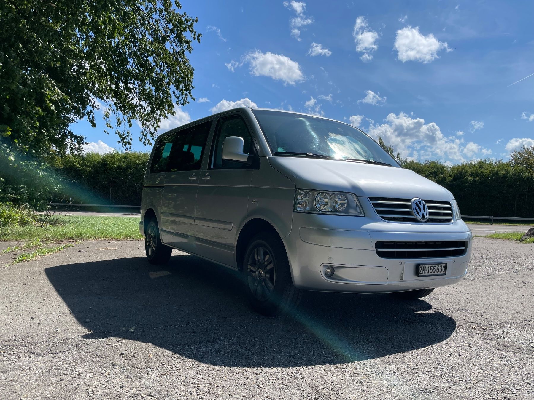 VW Automobili: VW T5 4Motion Multivan Highline 2,5 lt TDI – Usato da Nürensdorf venduto da GR5050 1