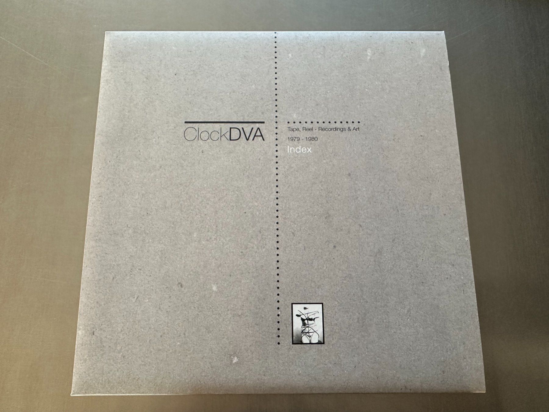 Dischi in vinile: CLOCK DVA BOX 4LPS + INSERTS XL - HOROLOGY 3 - VOD 154 – Nuovo (secondo la descrizione) da Sion venduto da jaipur1401 5