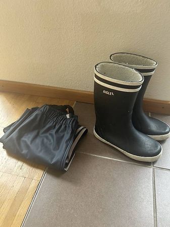 Bottes Aigle t32 et pantalon Reims 122 de pluie 