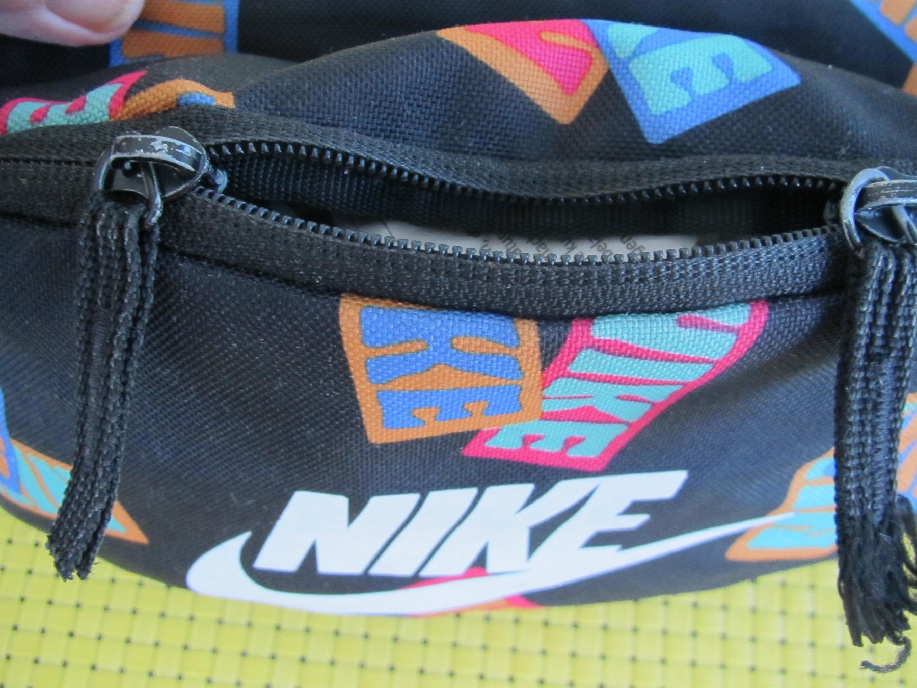 Nike Sacs: SAC BANANE NIKE – D'occasion à Murten par Selliot 2