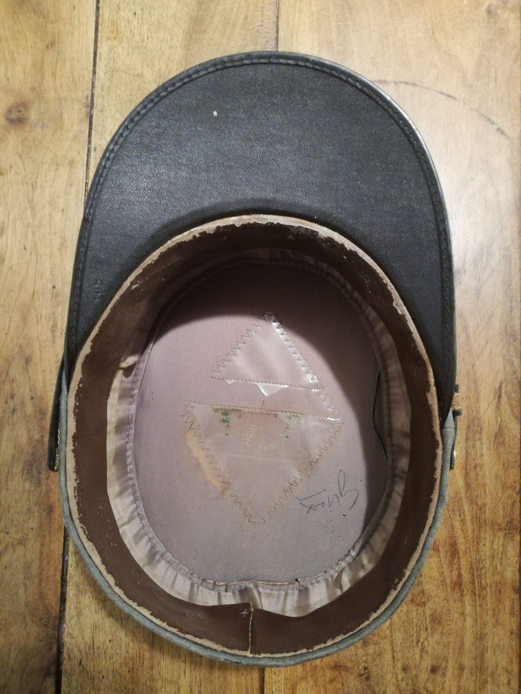 Uniformen: Casquette Gendarmerie Vaudoise – Gebraucht aus Romanel-sur-Lausanne von A559JBB 3