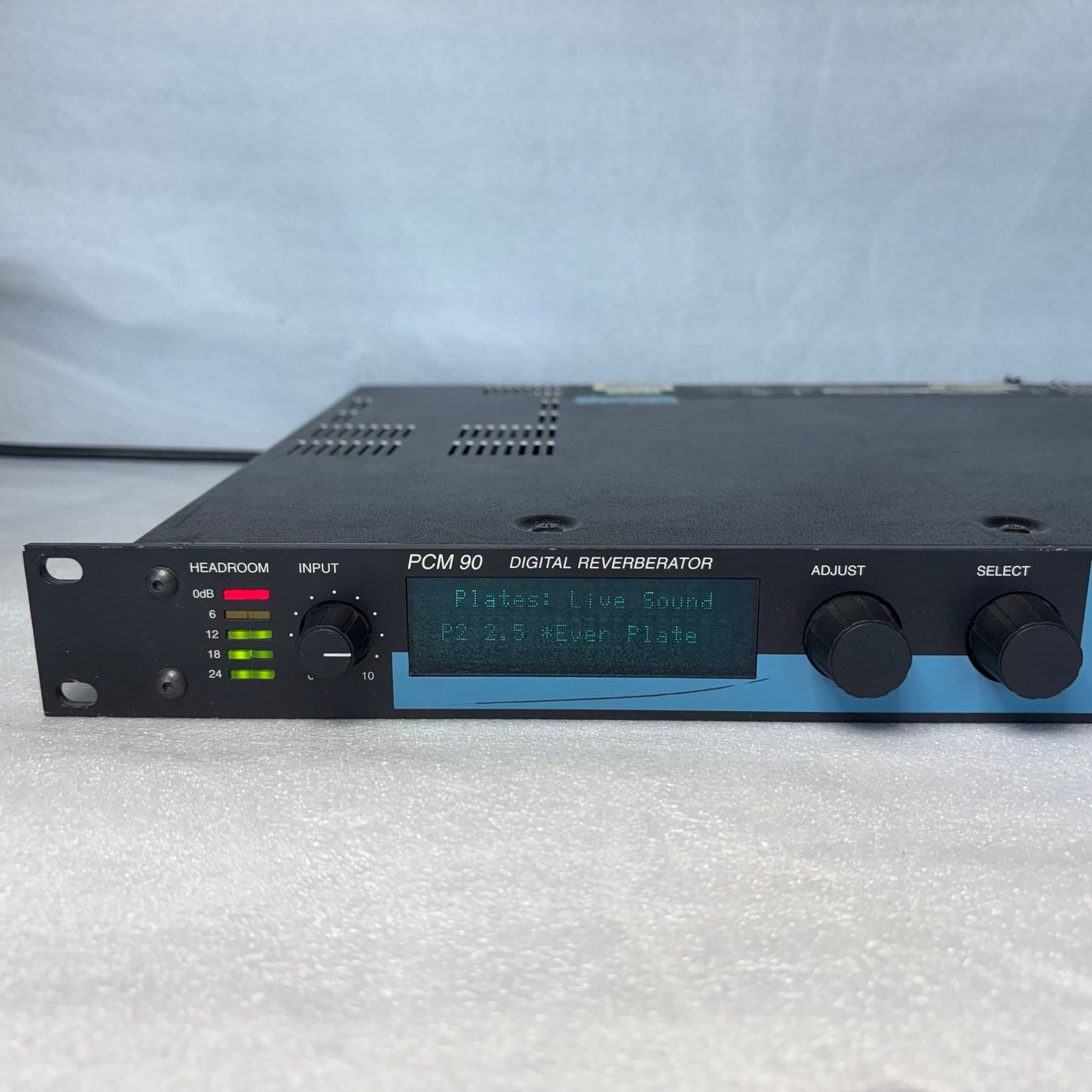 Strumenti musicali: Lexicon PCM 90 à vendre – Usato da Genève venduto da Beeno01 2