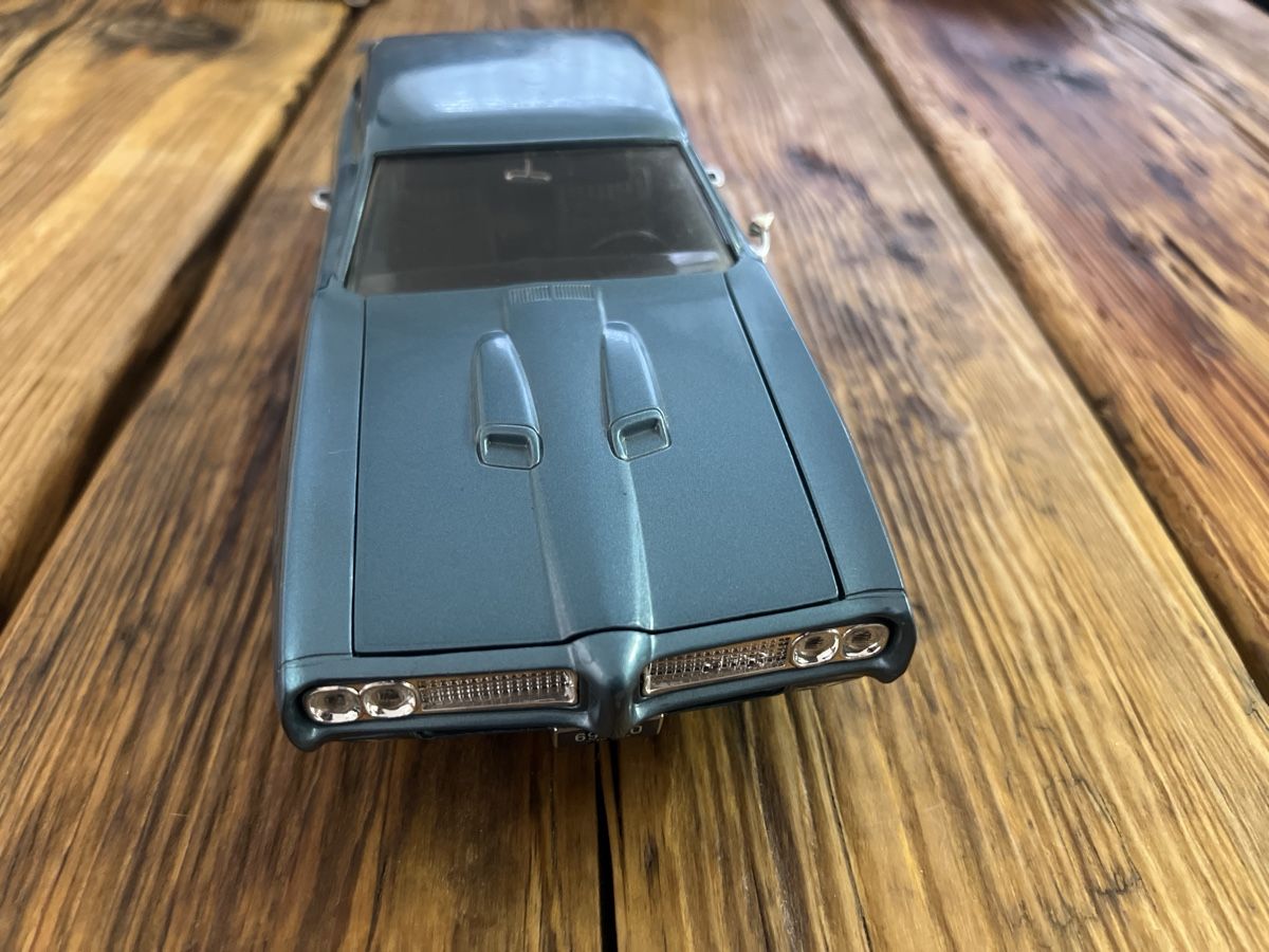 Pontiac Modellautos: Oldtimer Modellauto Pontiac GTO, 1:18 – Gebraucht aus Umiken von mar_p7n9 2