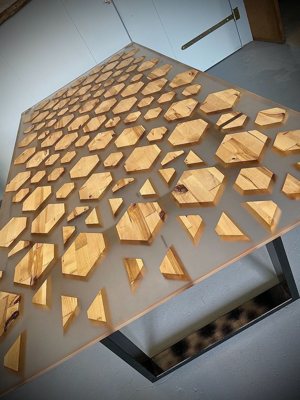 Tables: Esstisch Epoxy – Neuf avec emballage d'origine à Bellach par Eymi05 6