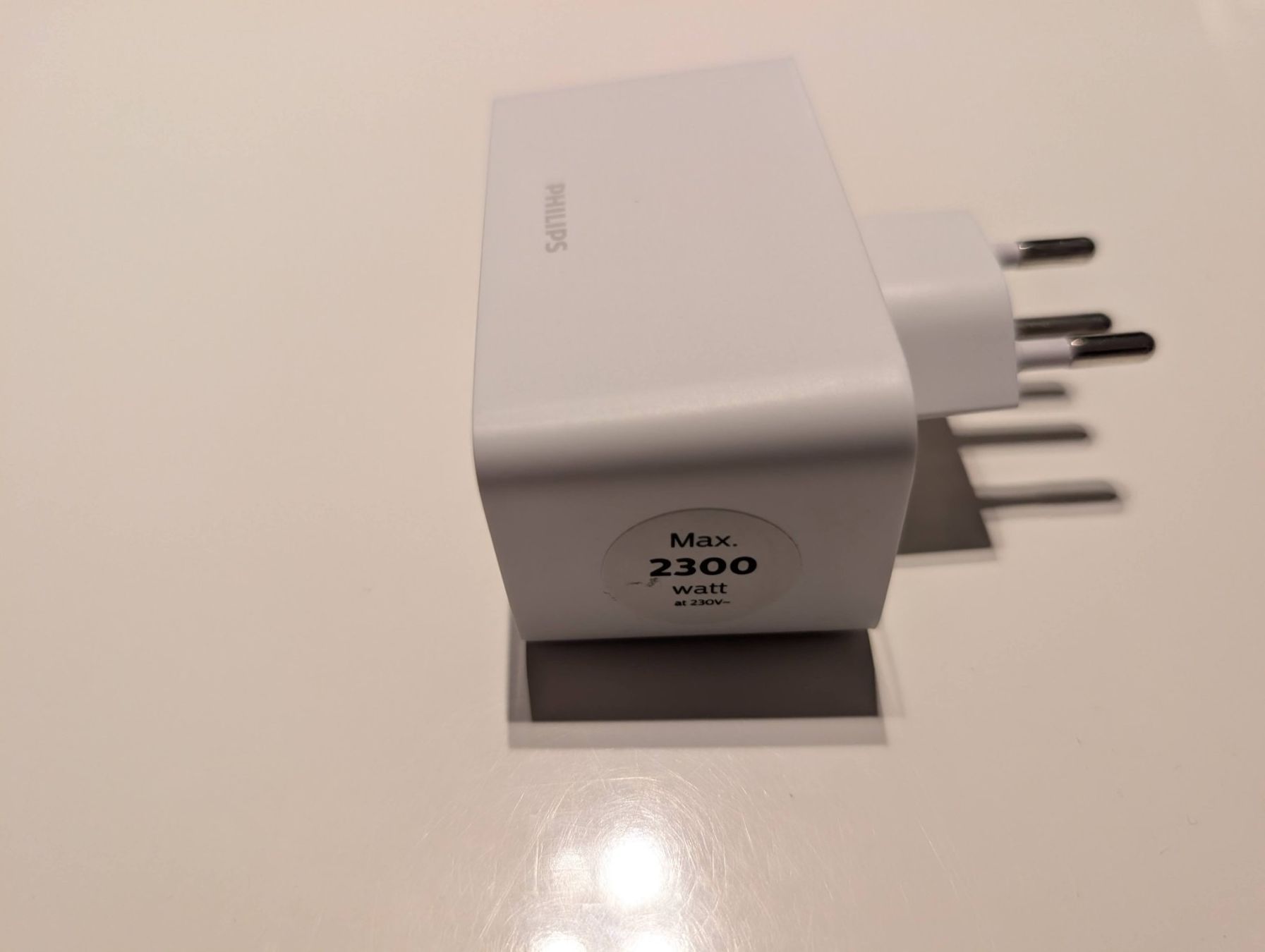 Fiches d'alim.: Philips Hue Smart Plug - Steckdose Typ J Schweizer Stecker – D'occasion à Adliswil par lukaszg