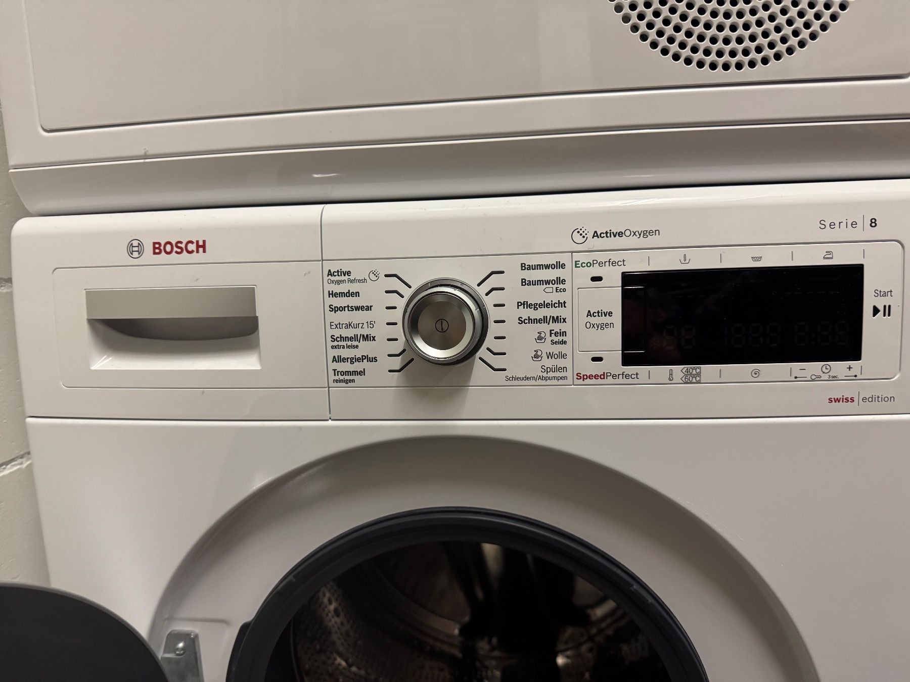 Bosch Lavatrici: NEUE  Waschmaschine Bosch TOP – Nuovo (secondo la descrizione) da Küsnacht ZH venduto da ali_k9b5 5
