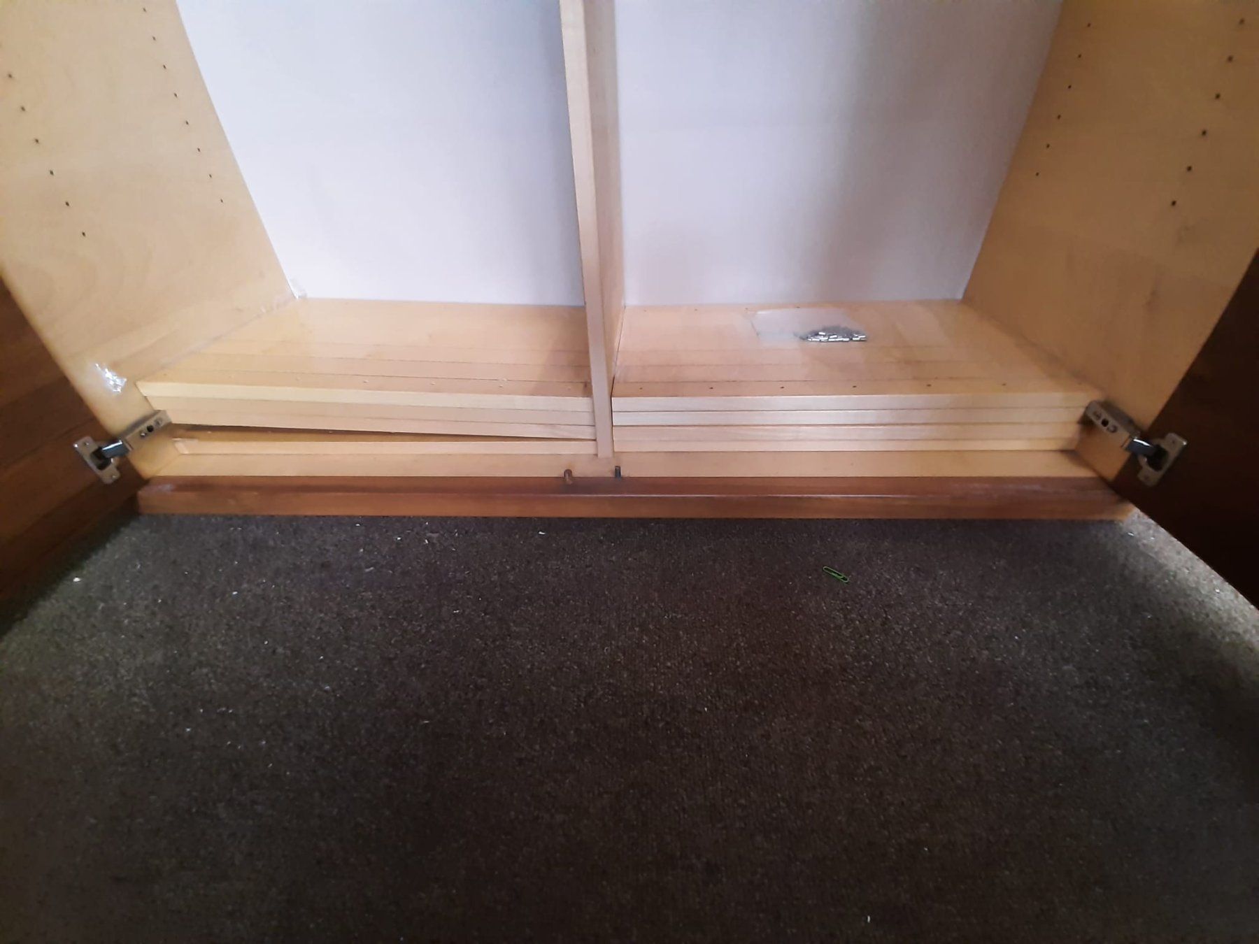 Armadi: Holzschrank – Usato da Zürich venduto da leo_6bbs 4