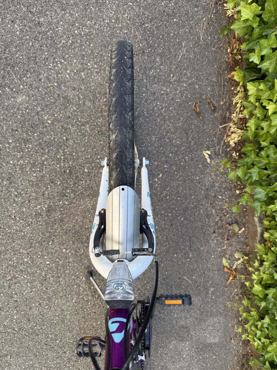 Biciclette: Kinderfahrrad Mädchen violett, 24 Zoll – Usato da Rickenbach b. Wil venduto da ire_kd62 4