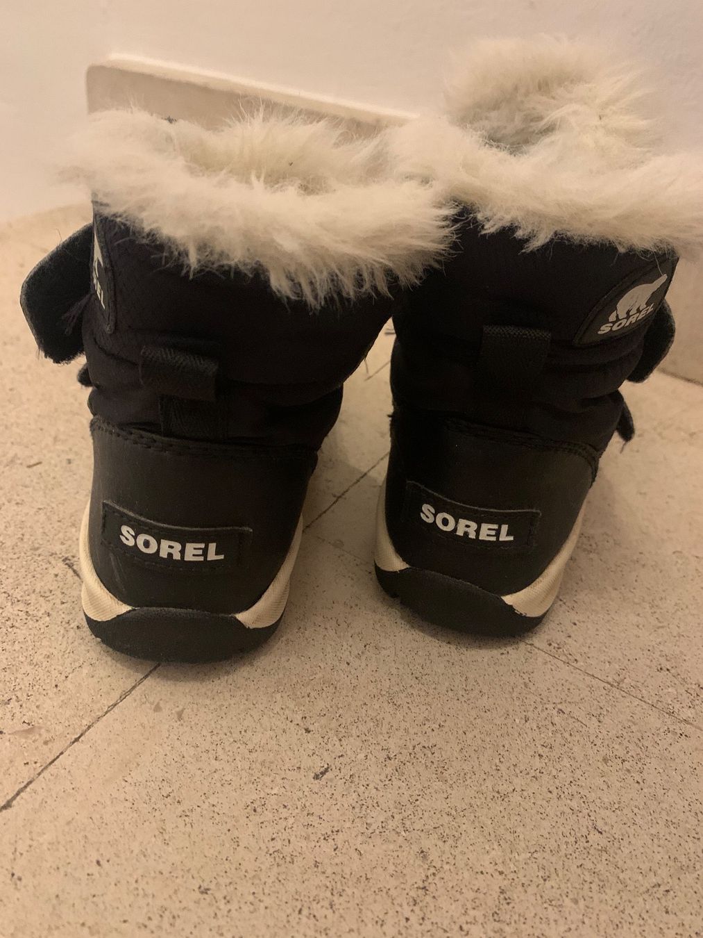 Sorel Scarpe per ragazzi: Bottes Sorel enfant taille 28 Whitney – Usato da Vufflens-Château venduto da Nad12 2