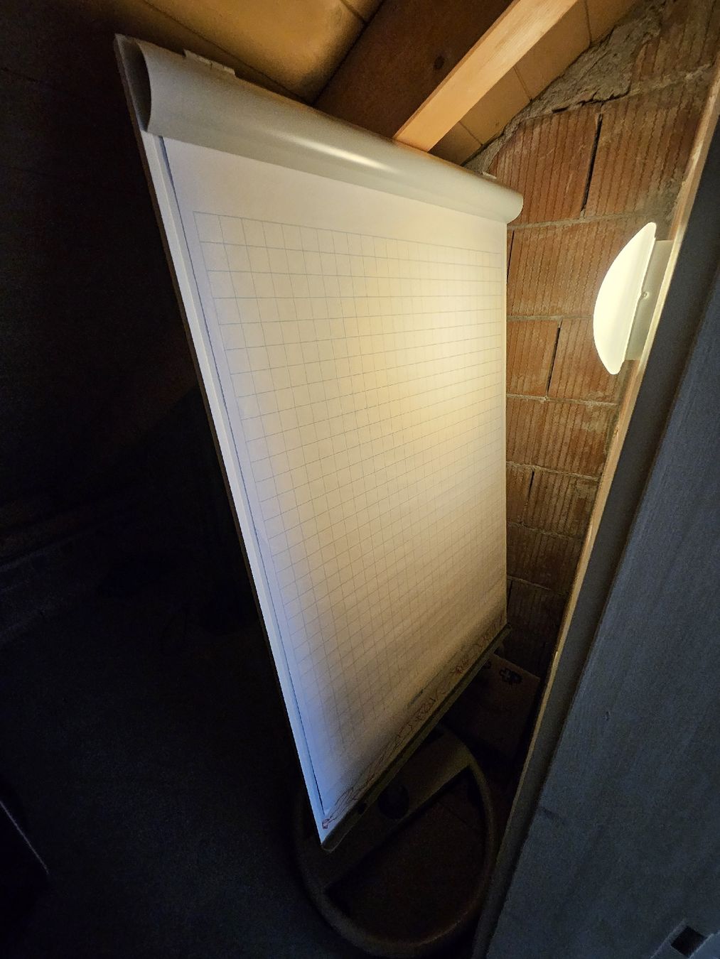 Altro in Decorazioni & Accessori: Flipchart Höhenverstellbar – Usato da Saland venduto da Farb-Design