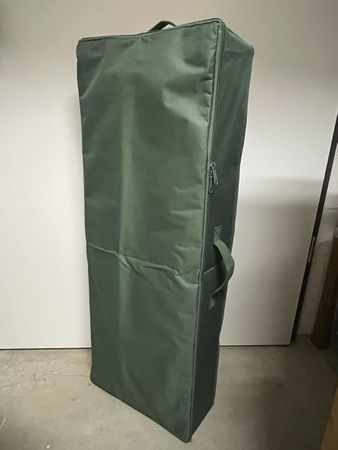 Aufbewahrungstasche für Geschenkpapier grün