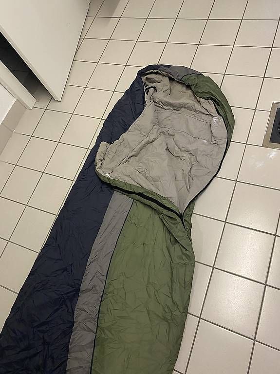 Sacchi a pelo: Sacs de couchage 5 à 10°C – Usato da Lausanne venduto da Mikael_Druid 2