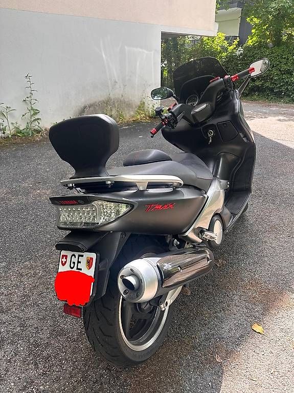 Scooter: T-max 500 black max ABS – Usato da Genève venduto da med_5mkt 1