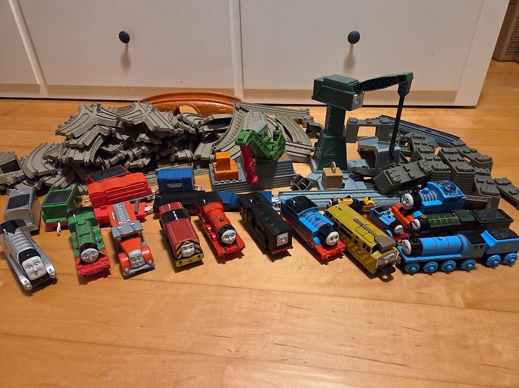 Giocattoli: Thomas & Friends Eisenbahn Sammlung – Usato da Berikon venduto da yyyy81